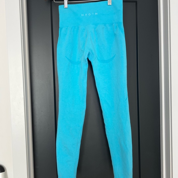 NVGTN Contour Leggings - Picture 3 of 4